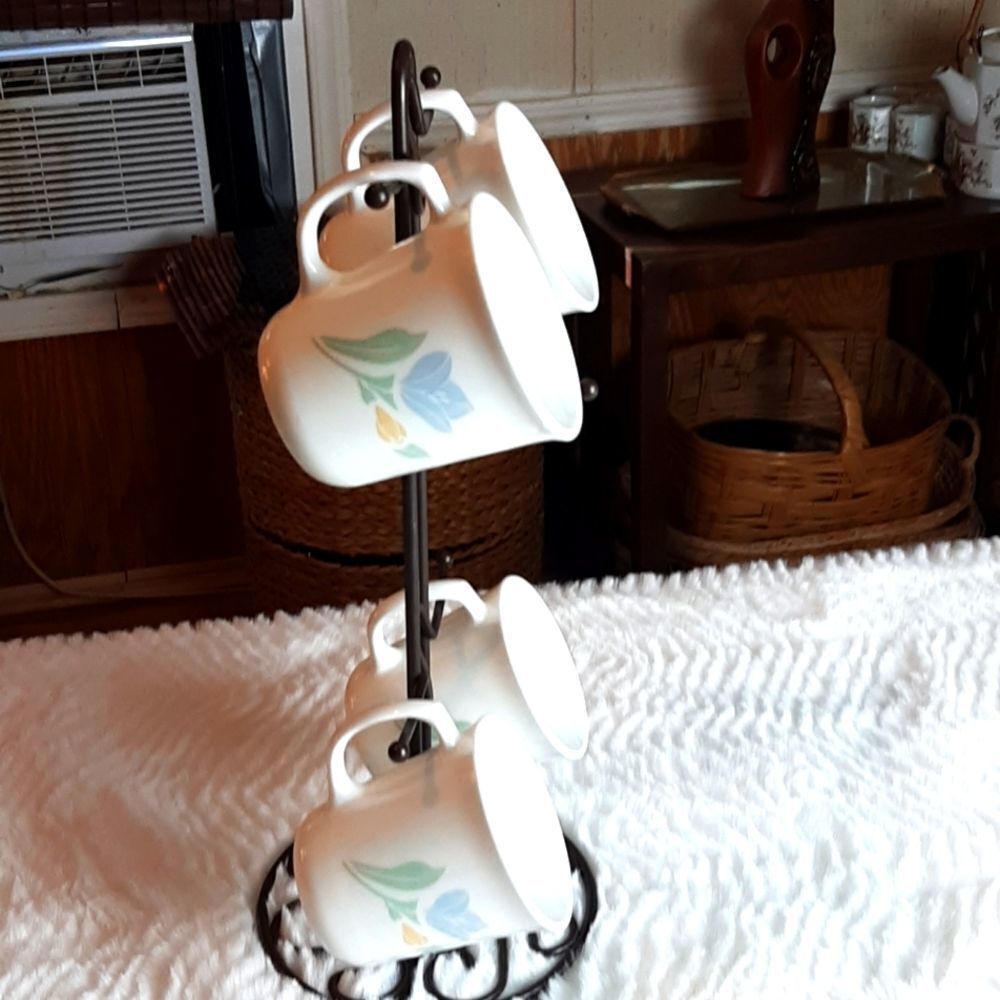 Corelle  4 Tulip  Vintage Coffee /Tea  Cups